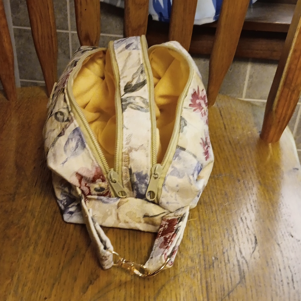 Toiletry Bag!! Homemade with Love ❤️  Two Compartments - Picture 7 of 11